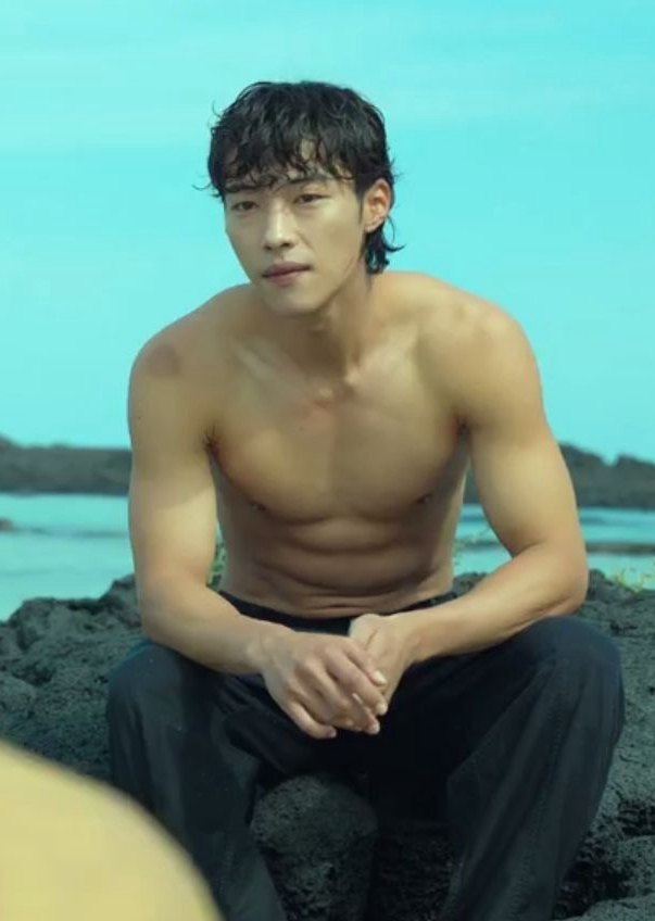 A moment captured by a fan of Woo Dohwan