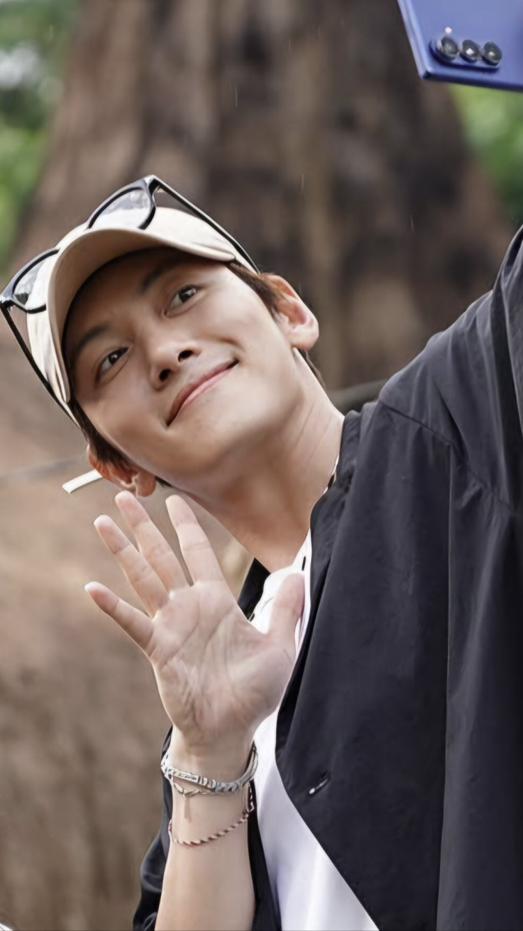 Latest photo of Ji Changwook