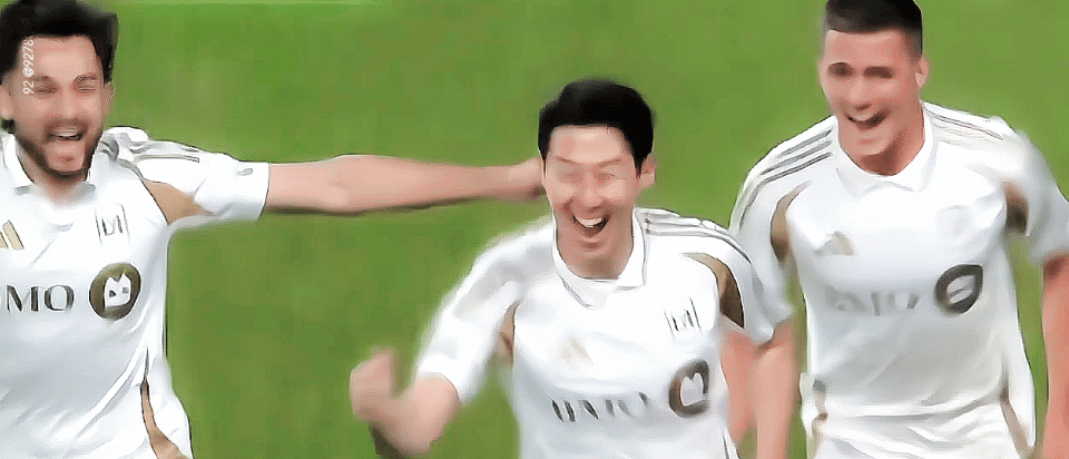 粉絲拍下的Son Heungmin瞬間