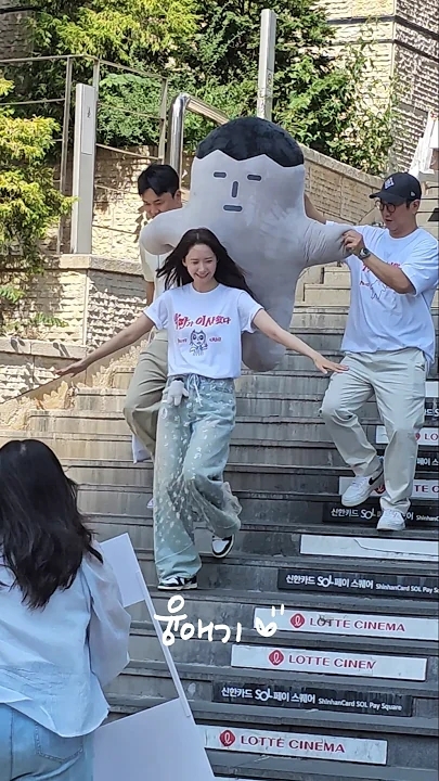Behind-the-scenes cut of Yoona