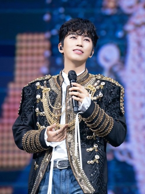 Cuplikan di balik layar dari Lim Youngwoong