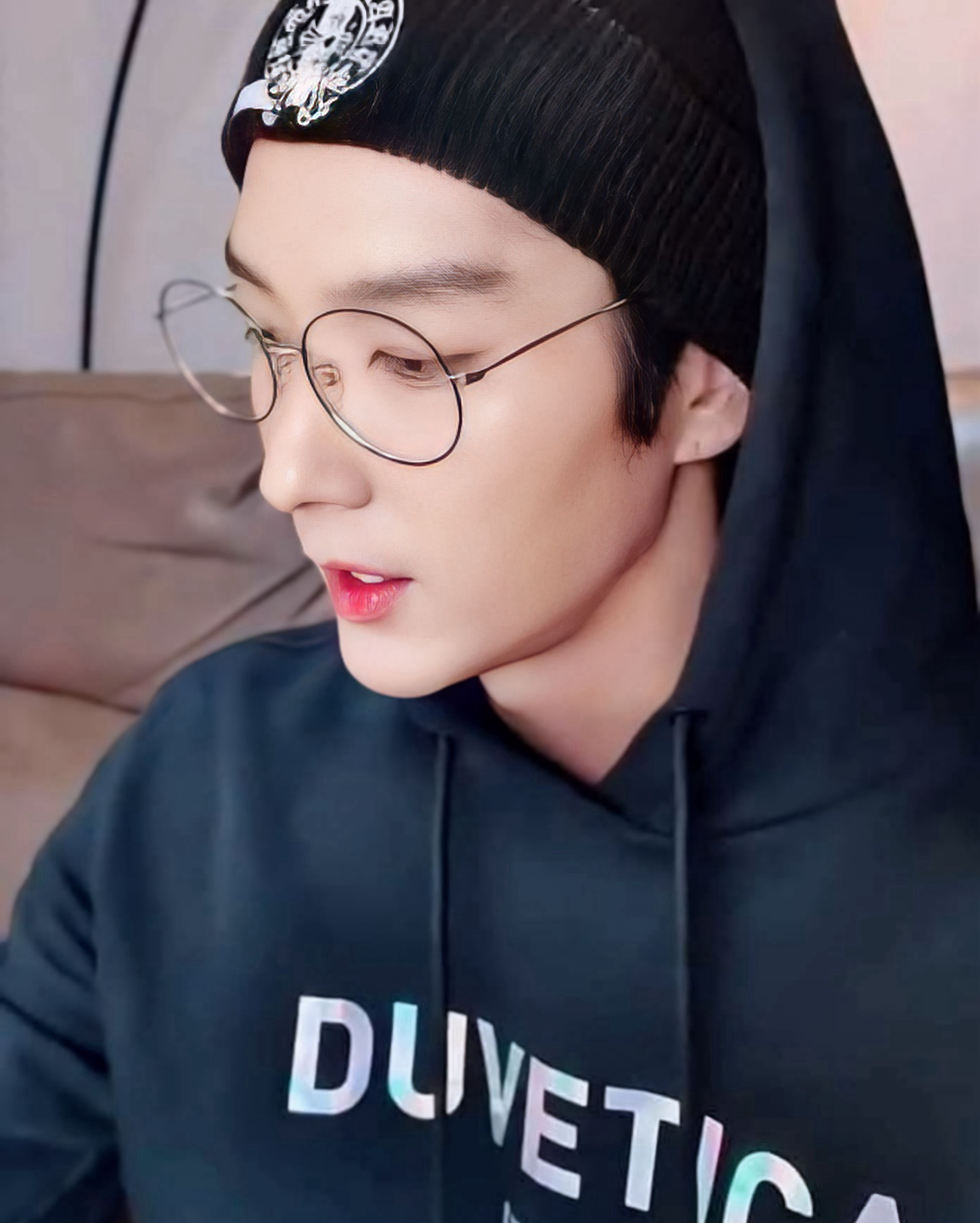 Cuplikan di balik layar dari Lee Joongi