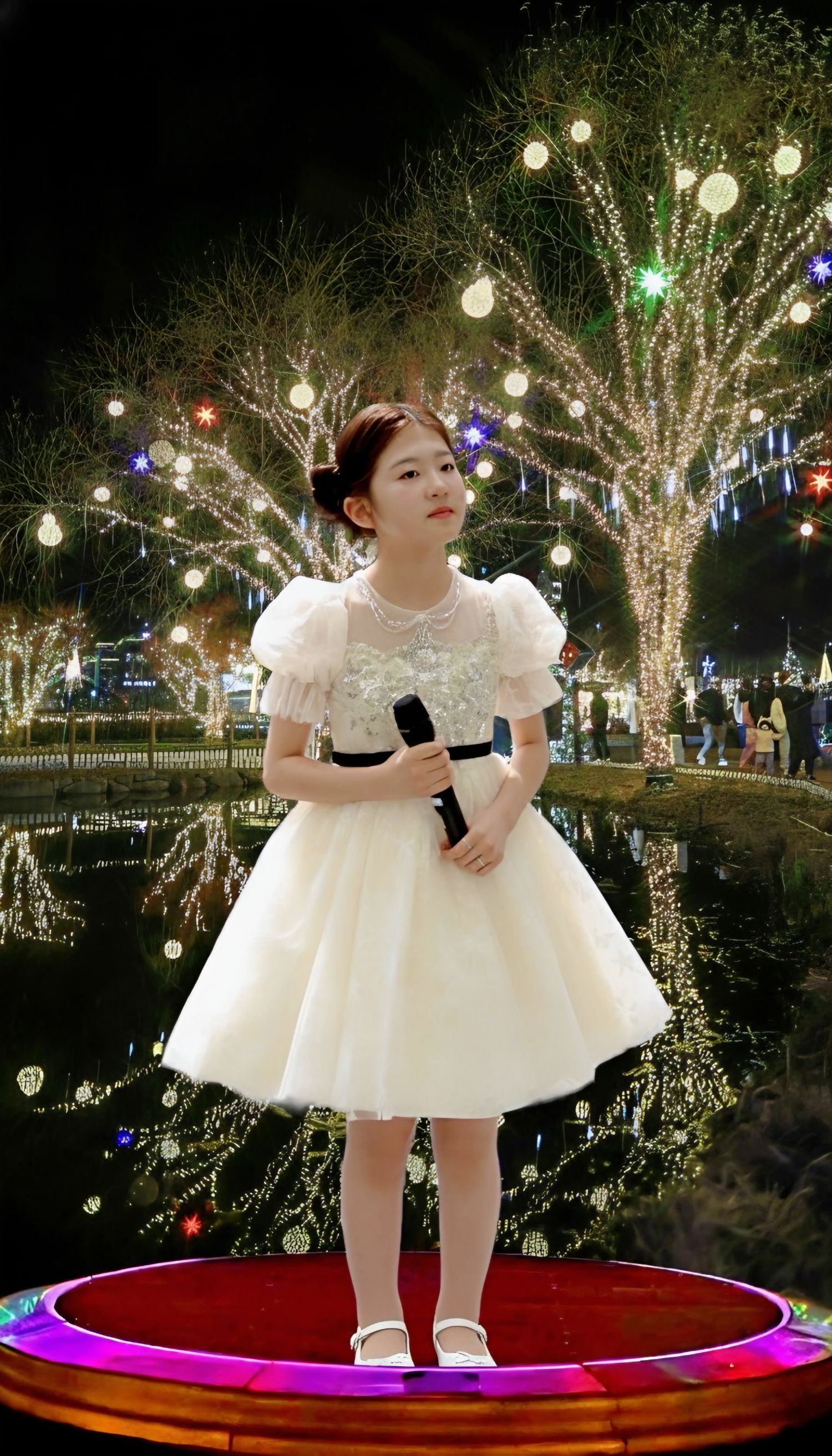 Special wallpaper made by Yoon Yoonseo's fans