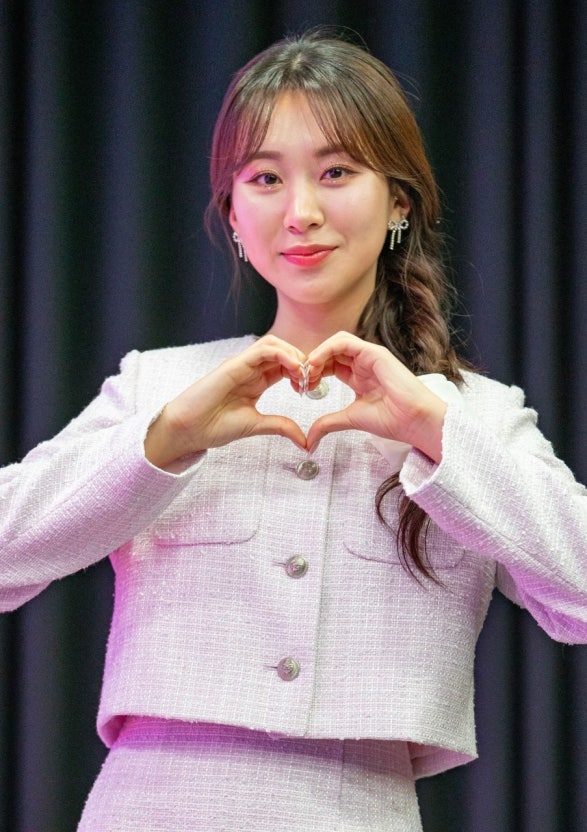 Behind-the-scenes cut of Jung Seul