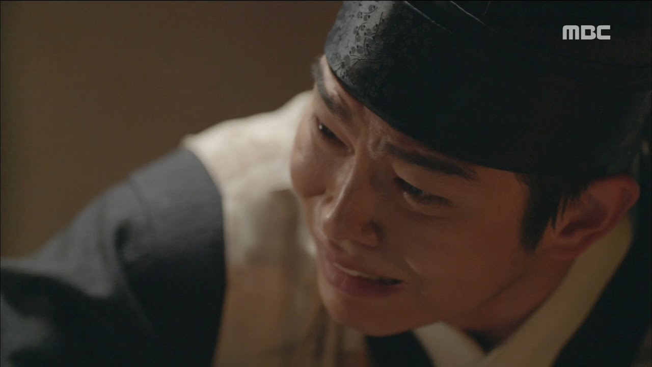Behind-the-scenes cut of Yoon Kyunsang
