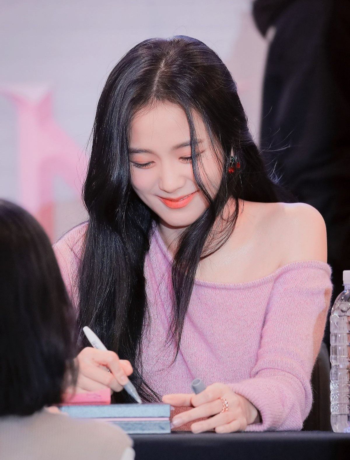 A moment captured by a fan of Jisoo (1995)