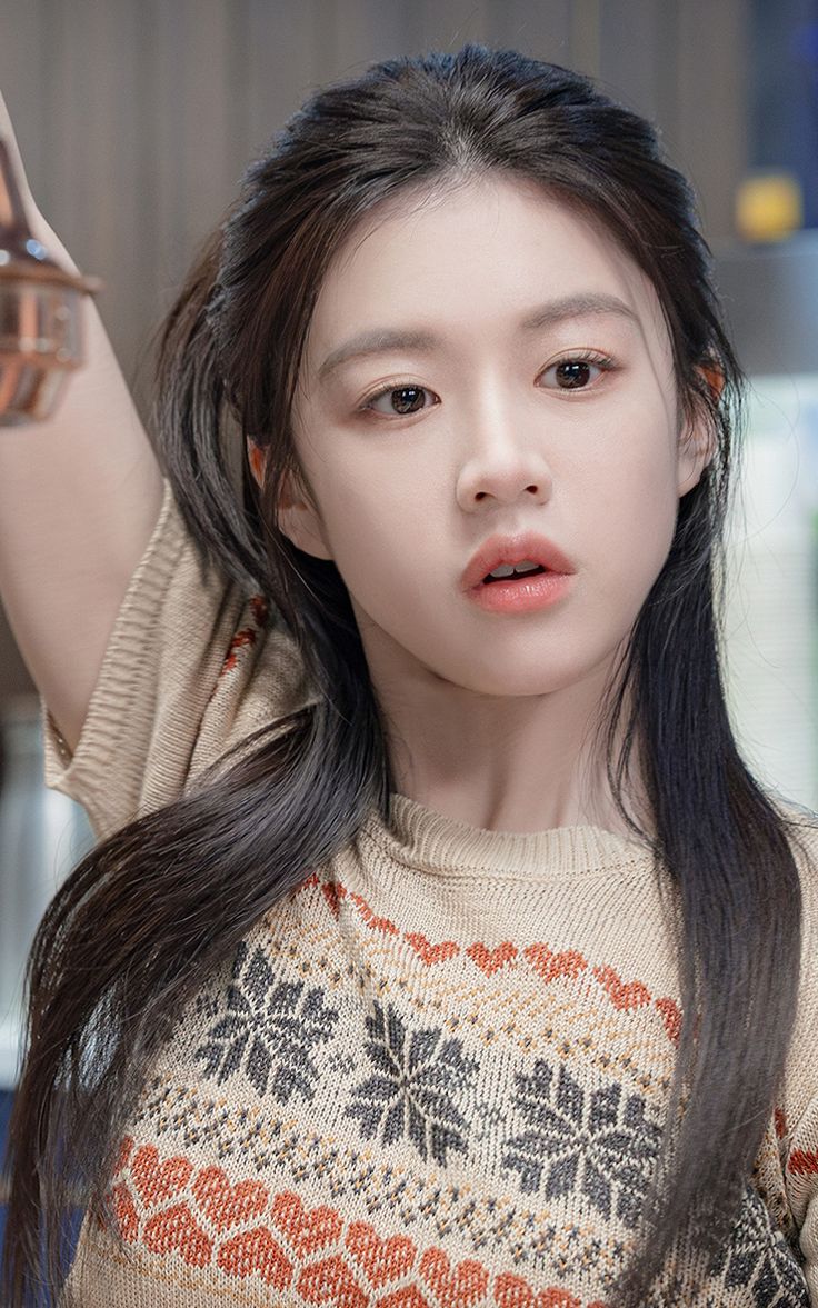 Recent activity shot of Go Younjung