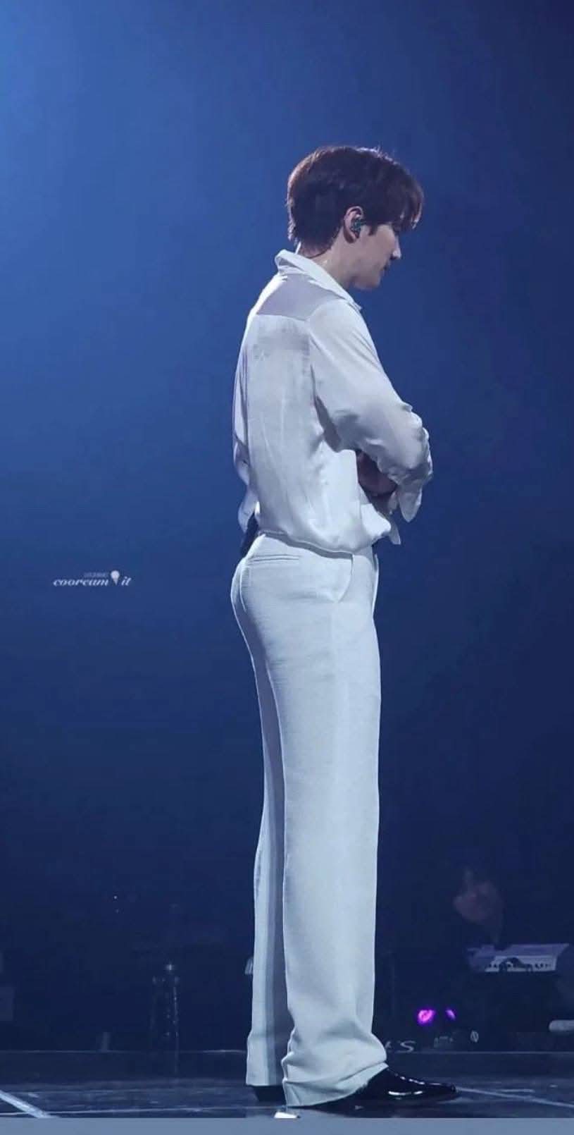 粉丝拍下的李俊昊瞬间