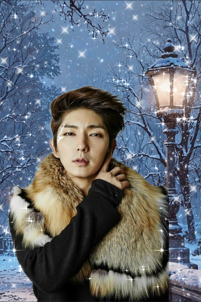 Behind-the-scenes cut of Lee Joongi