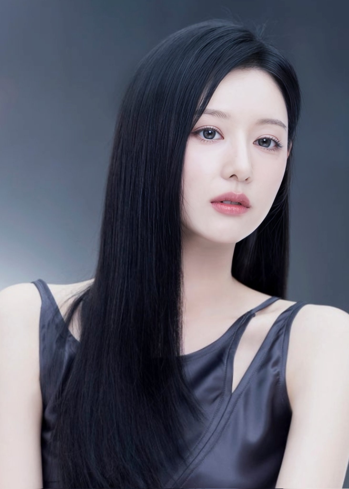 A moment captured by a fan of Kim Jiwon
