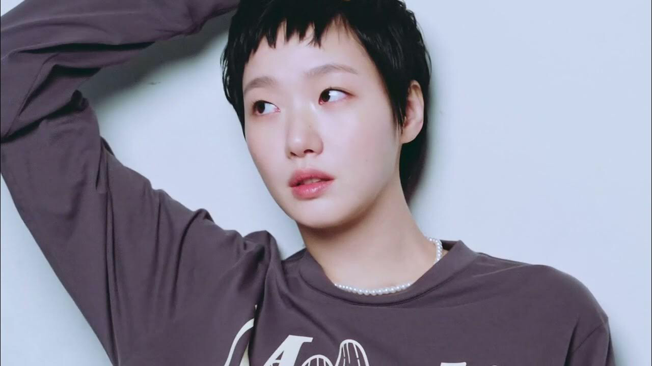 Behind-the-scenes cut of Kim Goeun