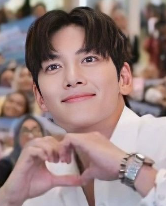 Recent activity shot of Ji Changwook