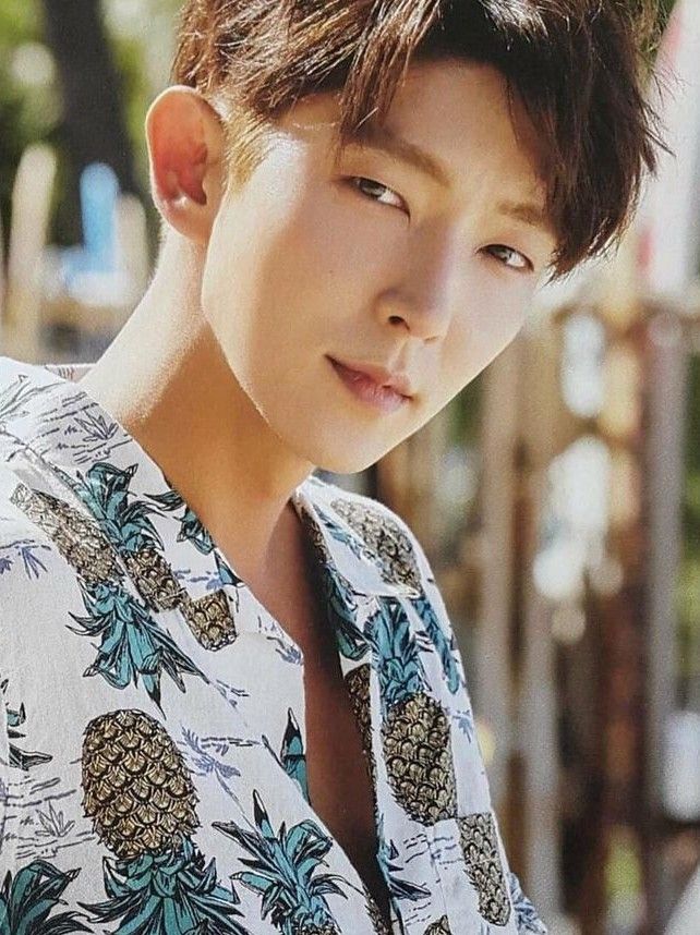 Momen yang diabadikan oleh penggemar Lee Joongi