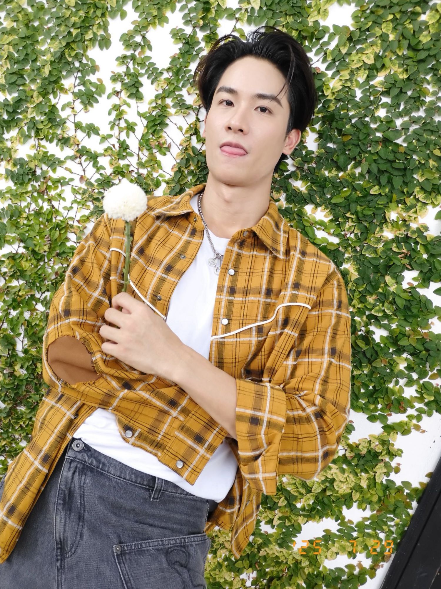 Latest photo of Tay Tawan Vihokratana