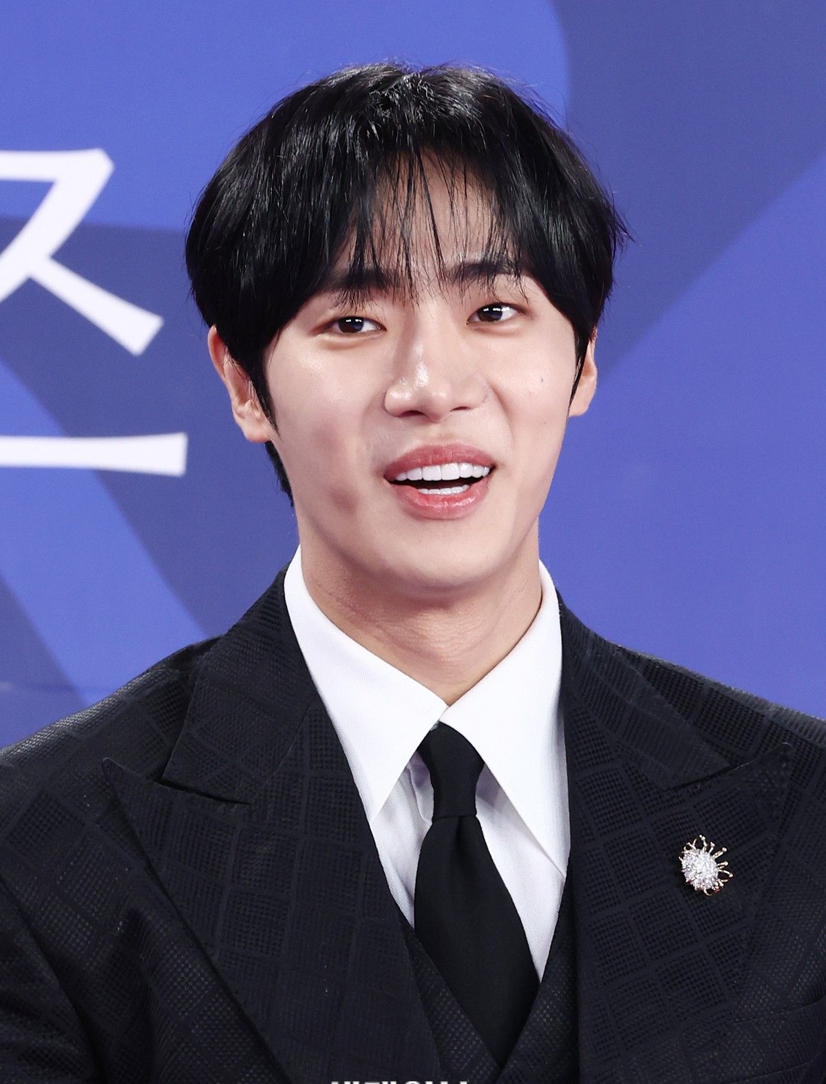 Behind-the-scenes cut of Choo Youngwoo