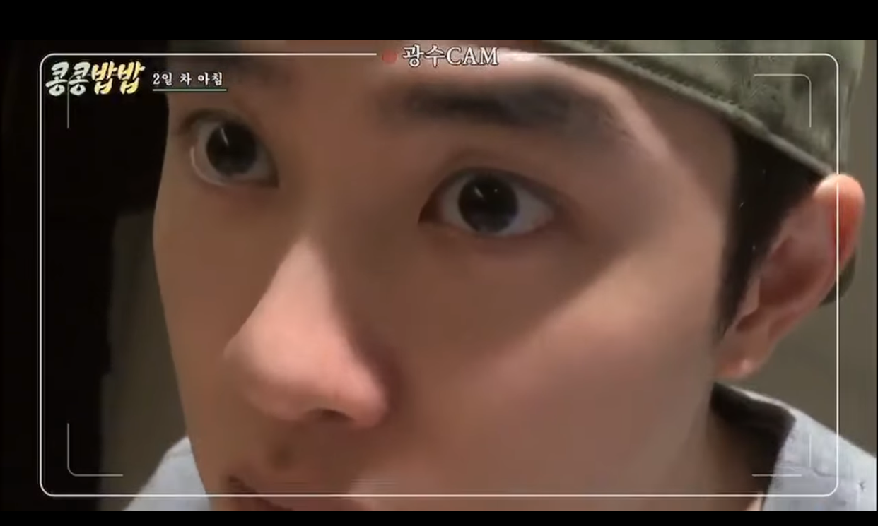 도경수 (디오)의 비하인드 컷