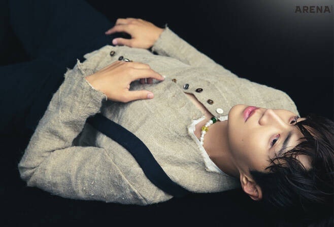 Behind-the-scenes cut of Kim Seonho