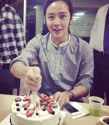 Latest photo of Jang Geunsuk