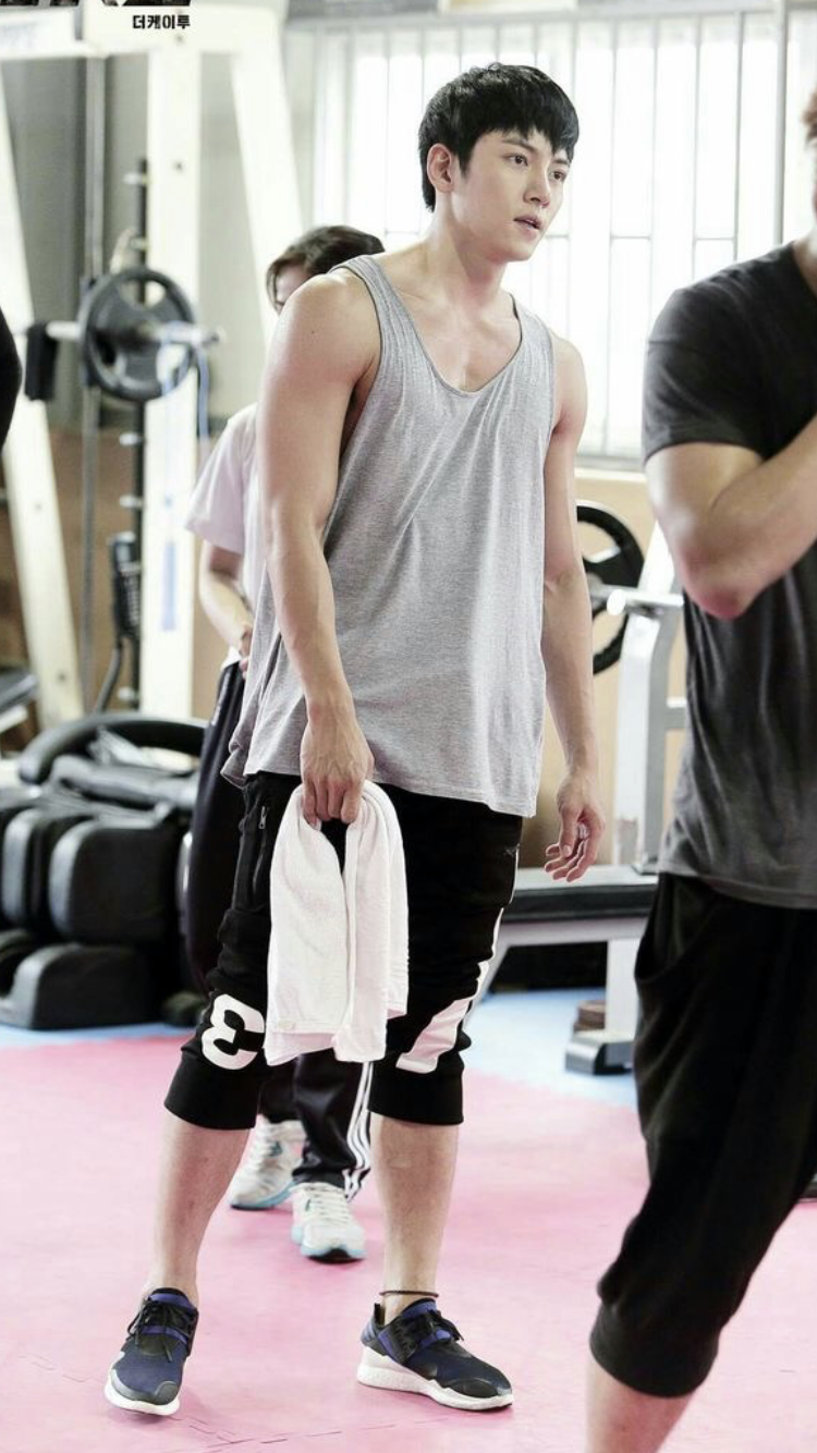 池昌旭的最新照片