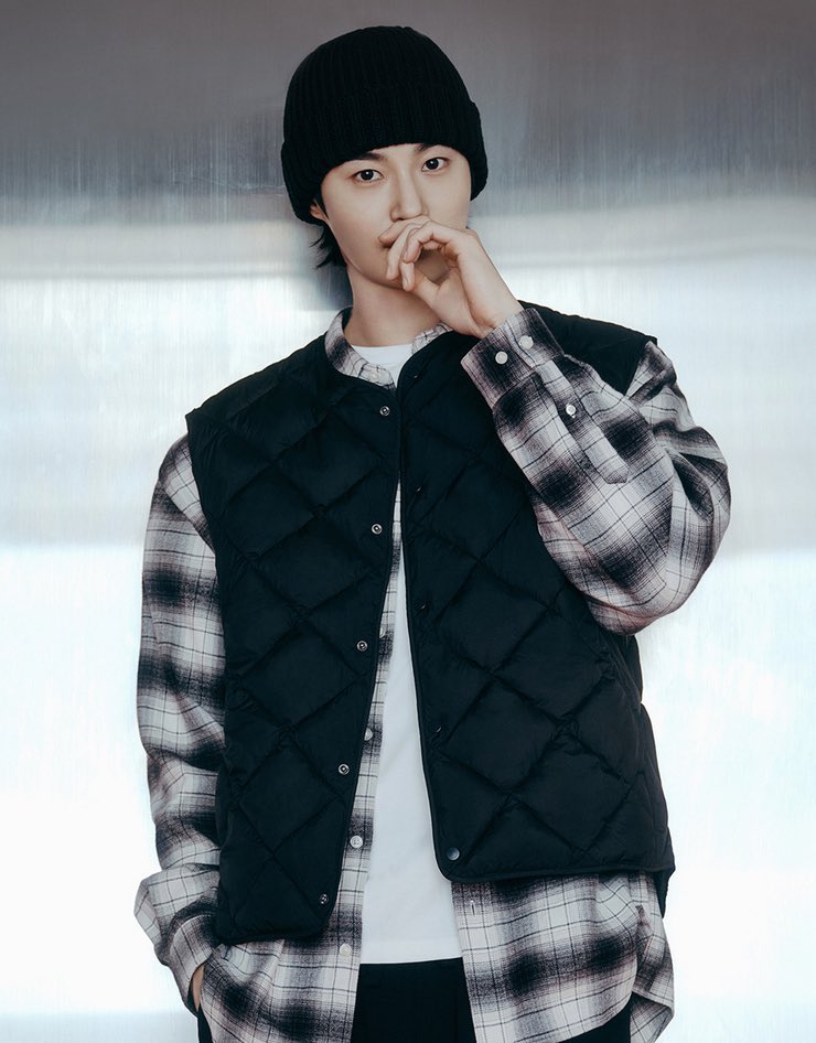 Behind-the-scenes cut of Byeon Wooseok