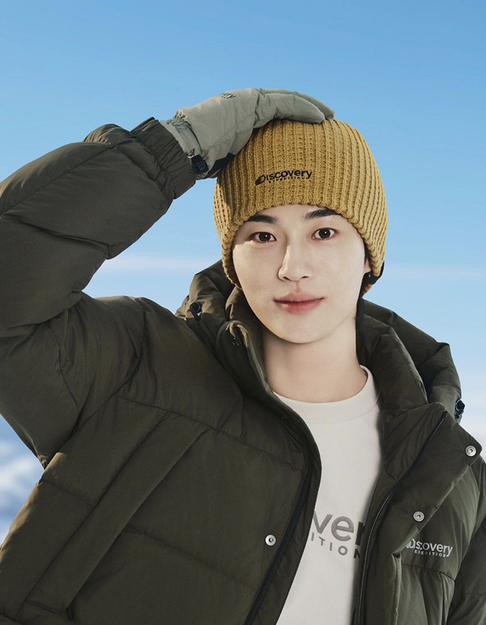 Recent activity shot of Byeon Wooseok