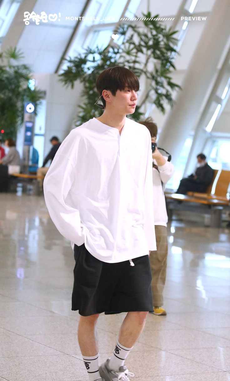 Representative background image loved by Lee Junyoung fandom
