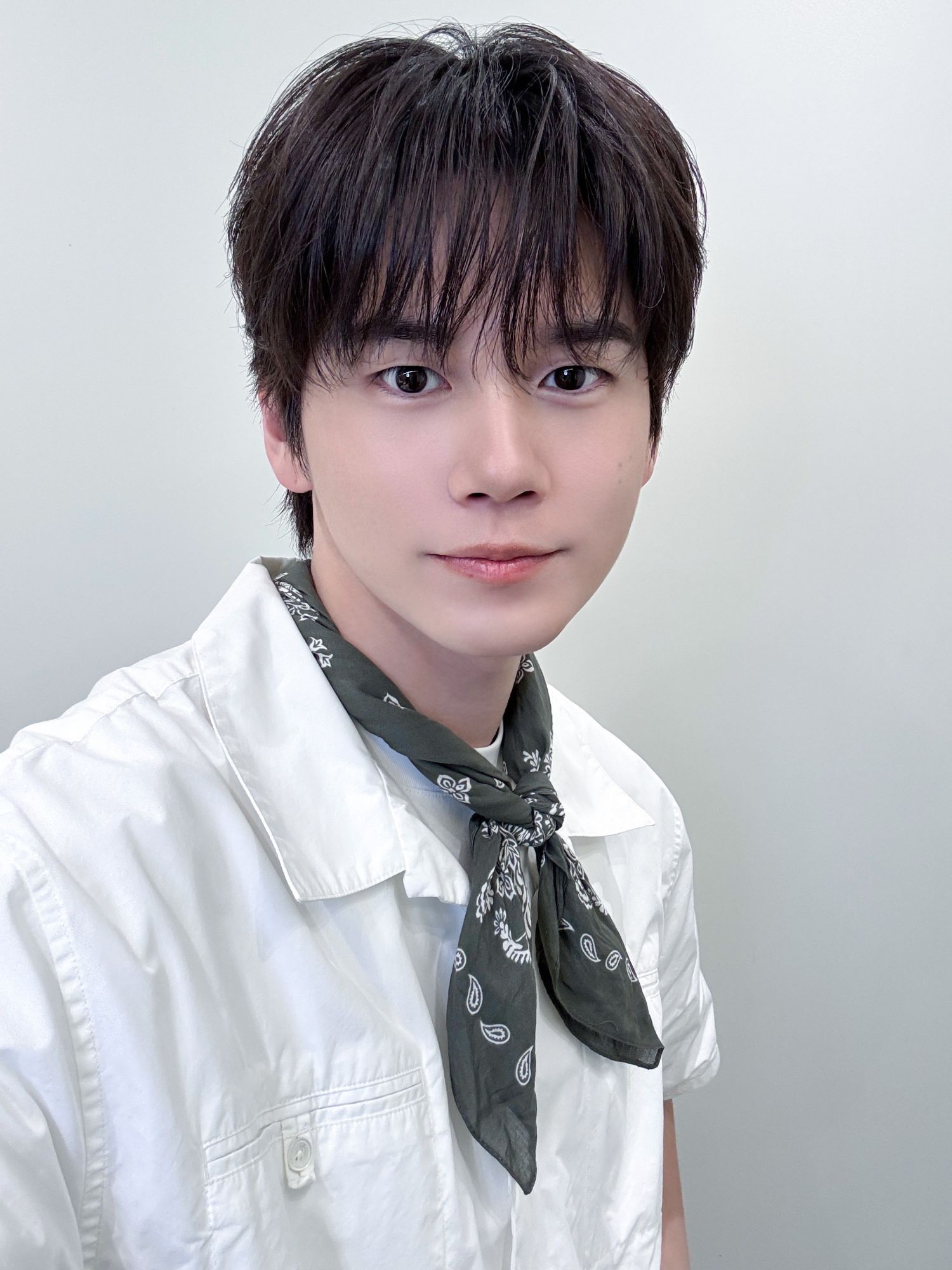 Behind-the-scenes cut of Ong Seongwu