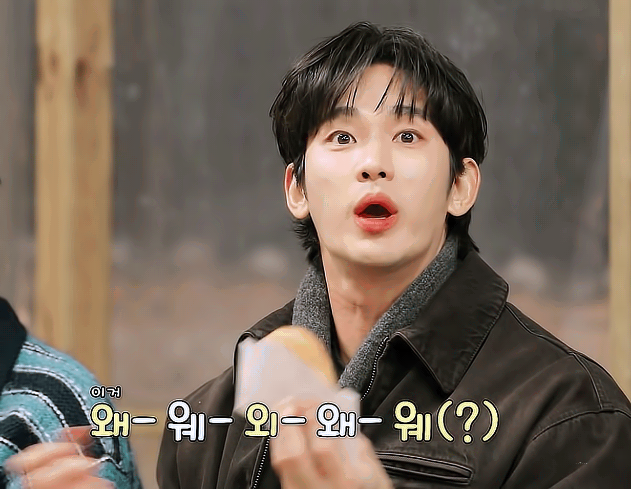 Behind-the-scenes cut of Kim Soohyun