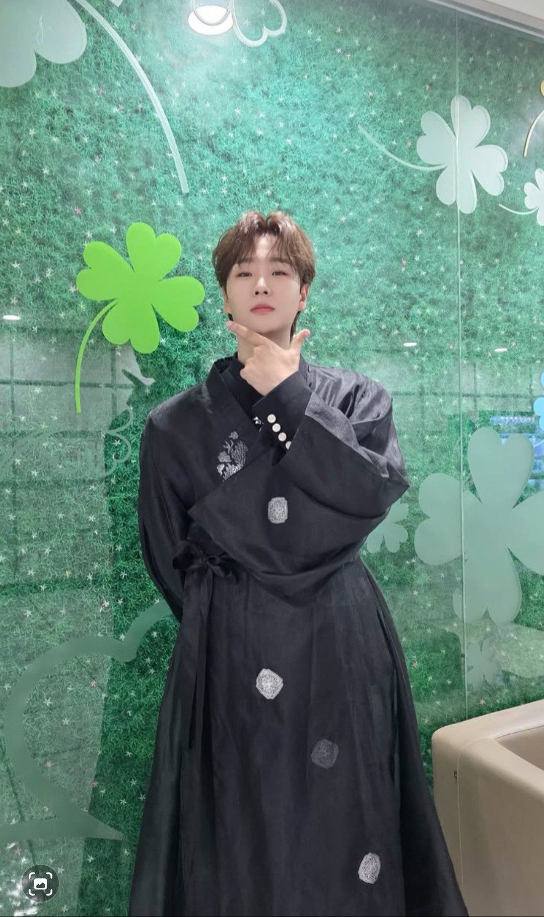 Recent activity shot of Song Minjun