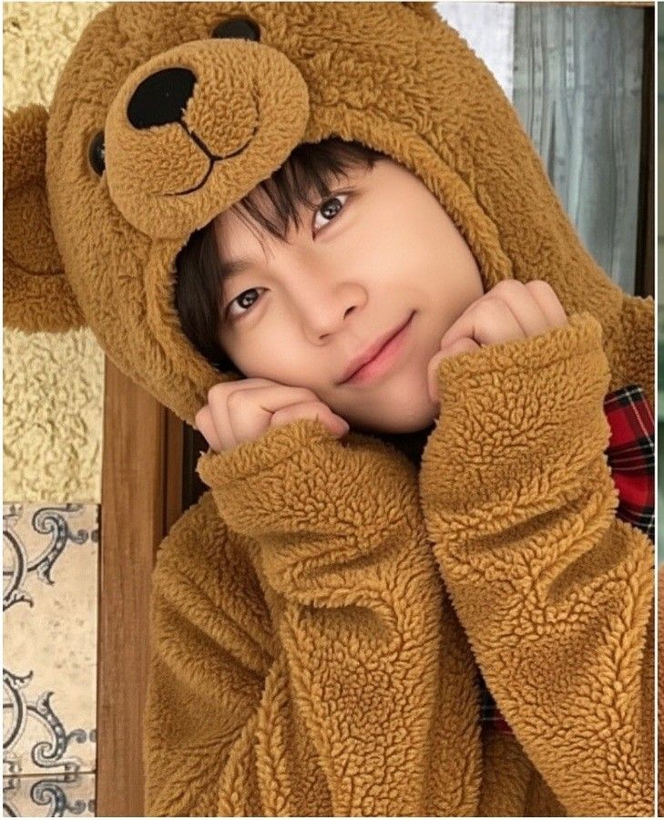 Recent activity shot of Jang Geunsuk