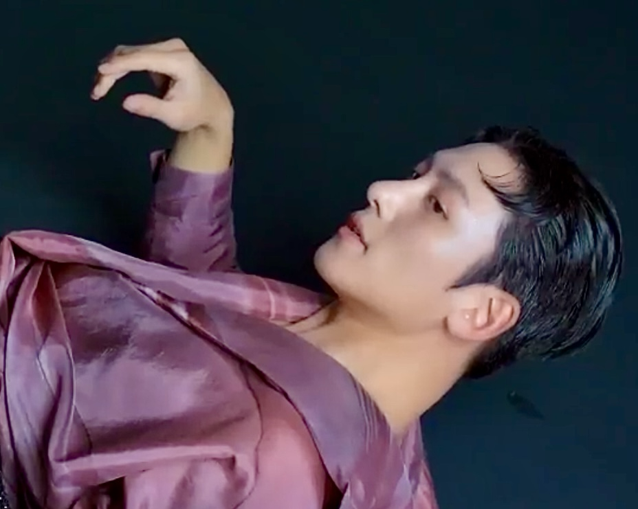 A moment captured by a fan of Ji Changwook