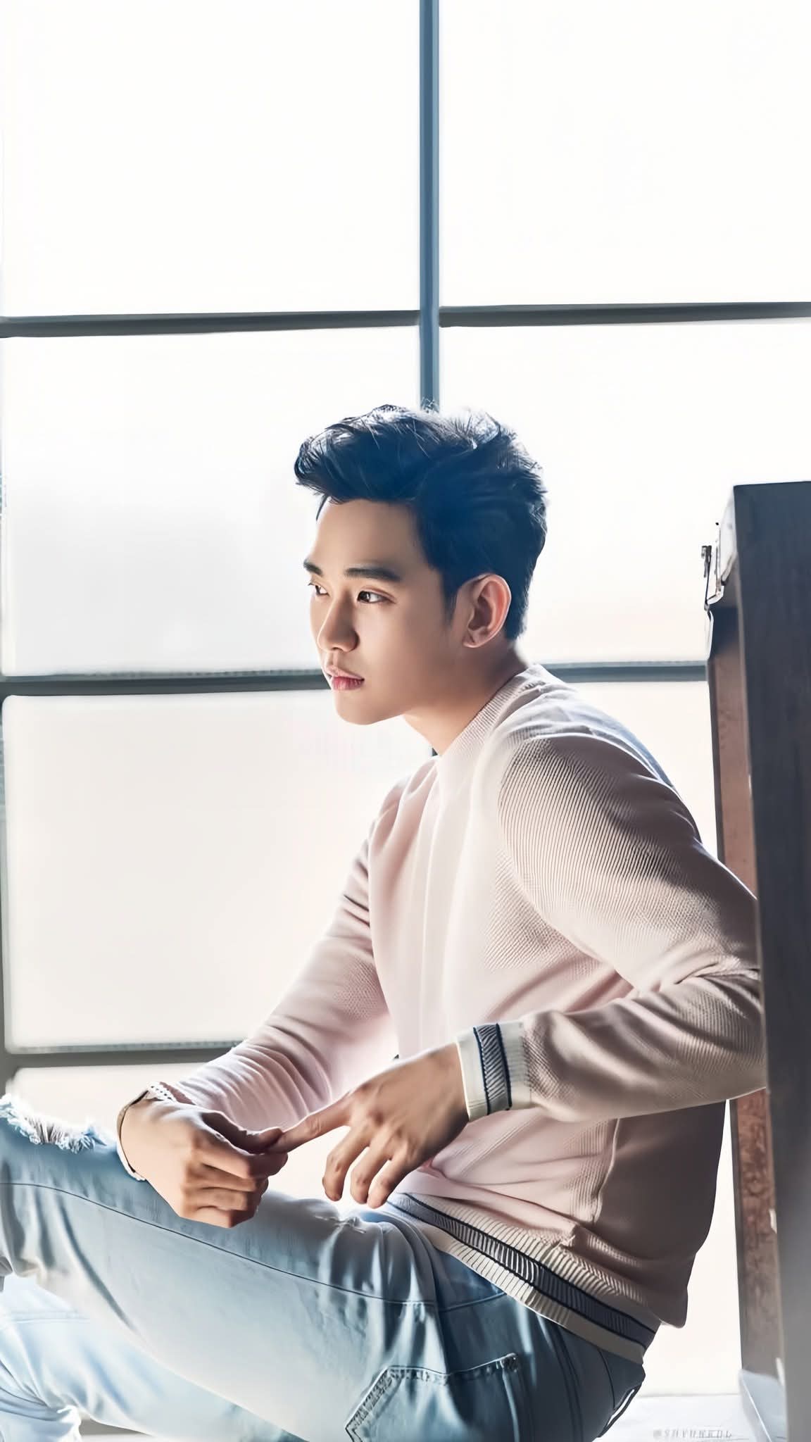 Today's popular wallpaper in Kim Soohyun community