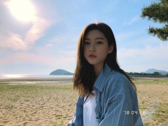 Latest photo of Kim Saeron