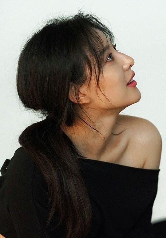 A moment captured by a fan of Kim Jiwon