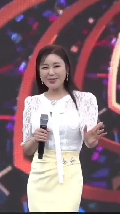 Recent activity shot of Song Gain