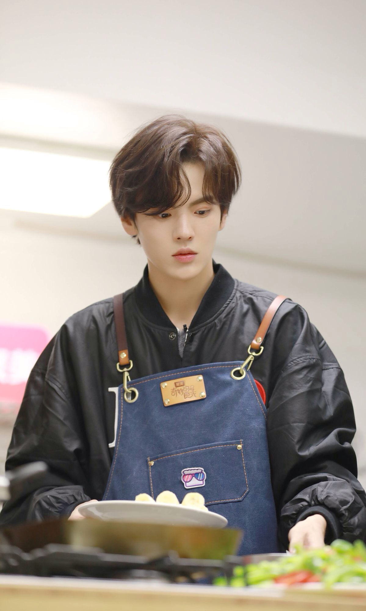 Recent activity shot of Bi Wenjun