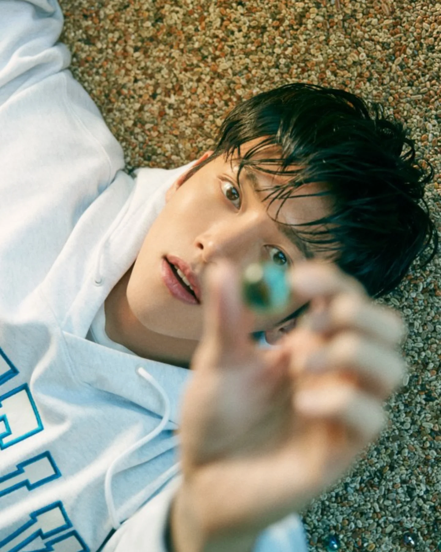 Behind-the-scenes cut of Ji Changwook