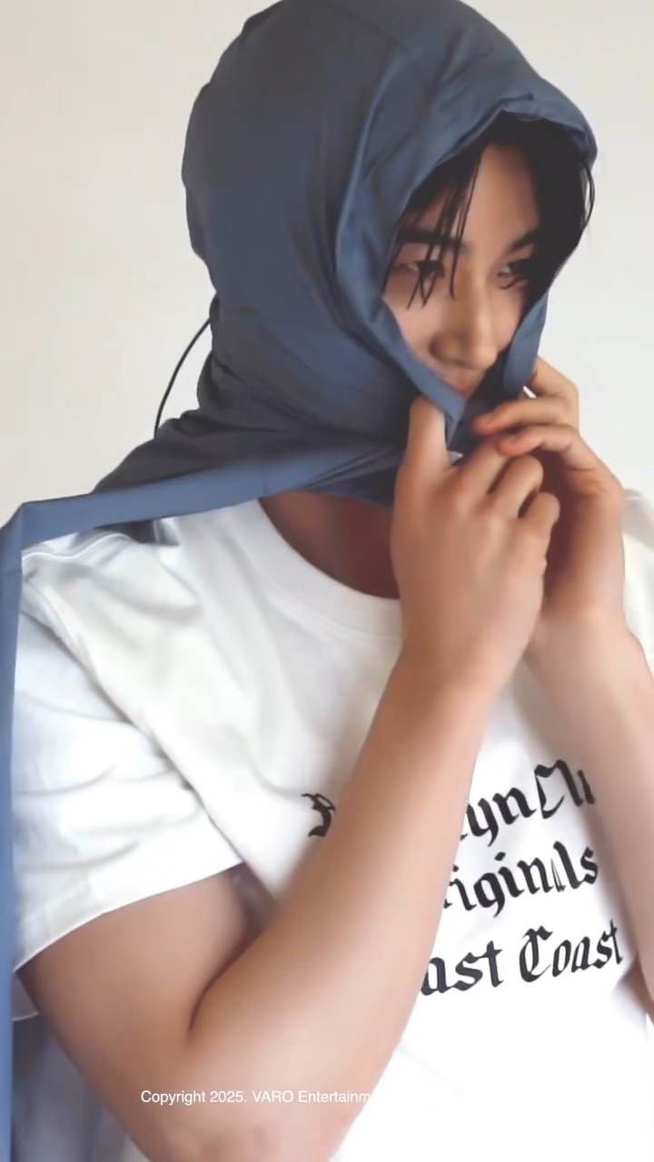 A moment captured by a fan of Byeon Wooseok