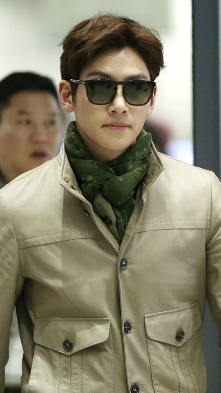 Ji Changwook background image recommended by Choeaedol Celeb fandom