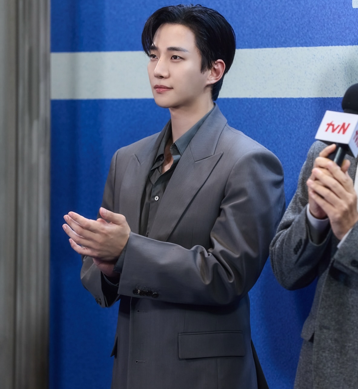 Cuplikan di balik layar dari Lee Junho