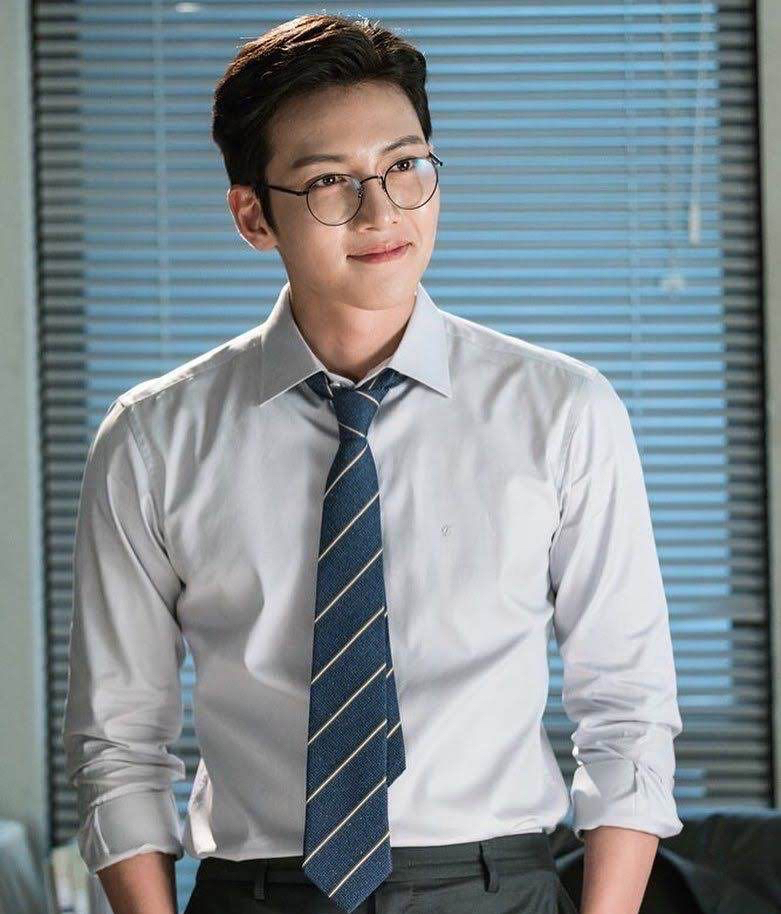 Momen yang diabadikan oleh penggemar Ji Changwook