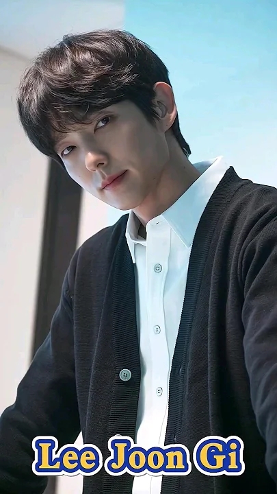 Emotional wallpaper shared by fans for Lee Joongi