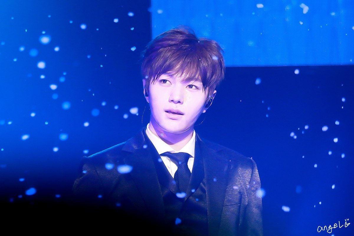 Recent activity shot of Kim Myungsoo (L)