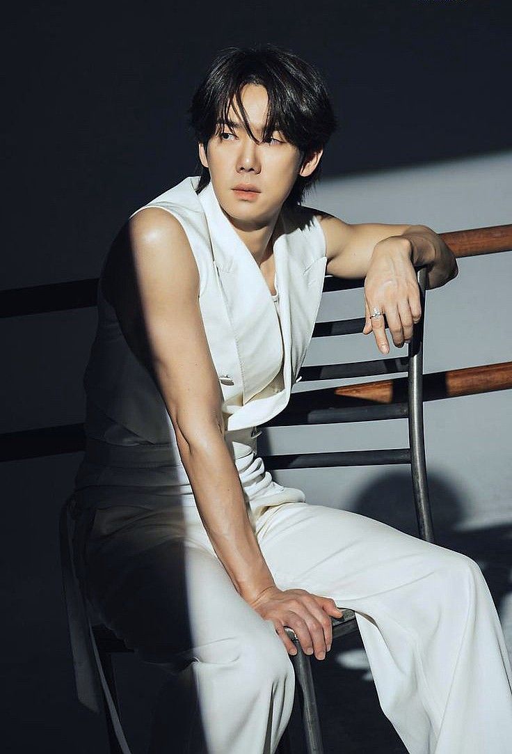 Latest photo of Yoo Yeonseok