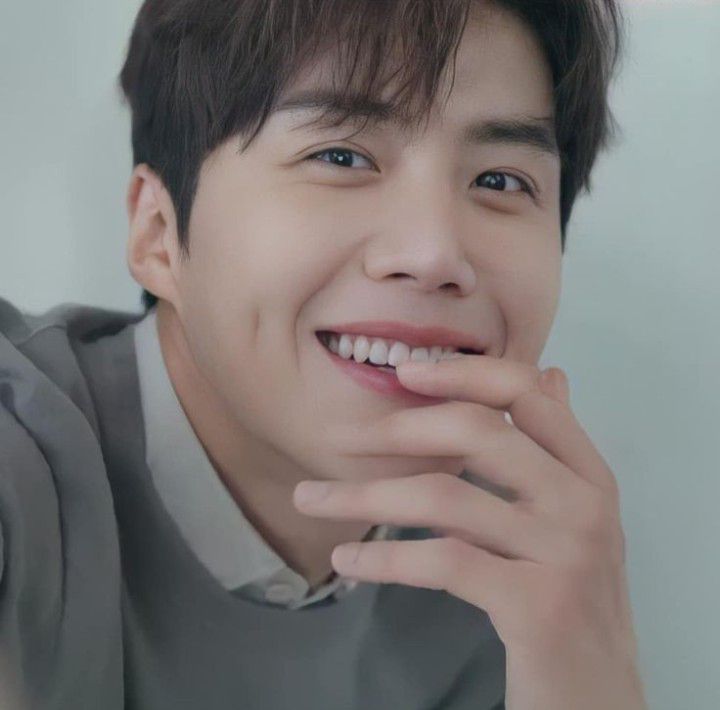 Cuplikan di balik layar dari Kim Seonho