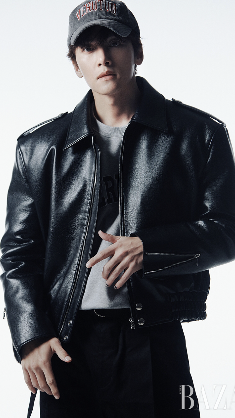 Behind-the-scenes cut of Ji Changwook