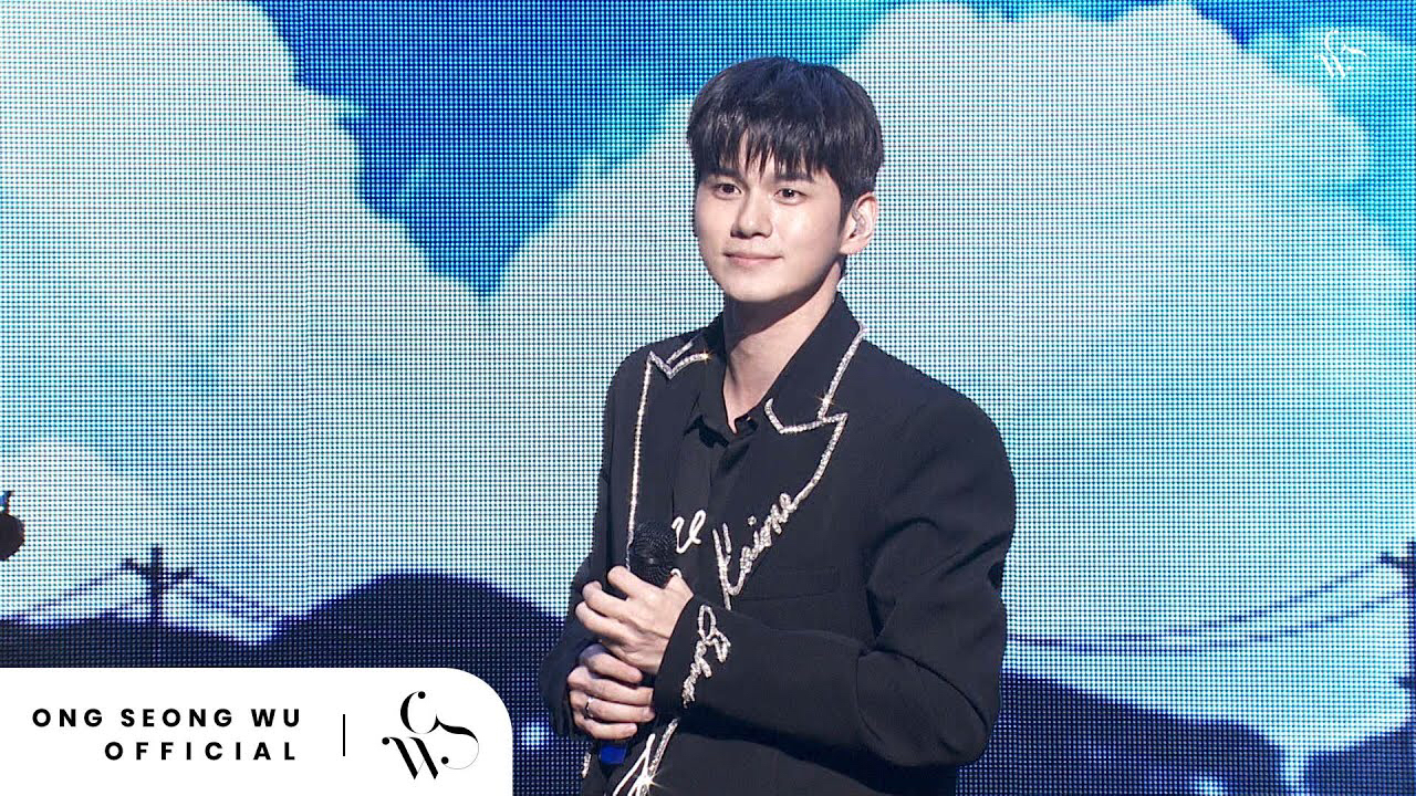 A moment captured by a fan of Ong Seongwu