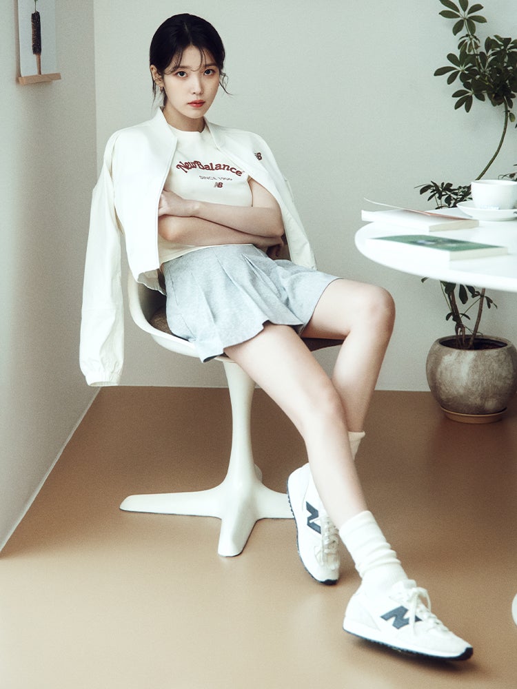 Behind-the-scenes cut of IU