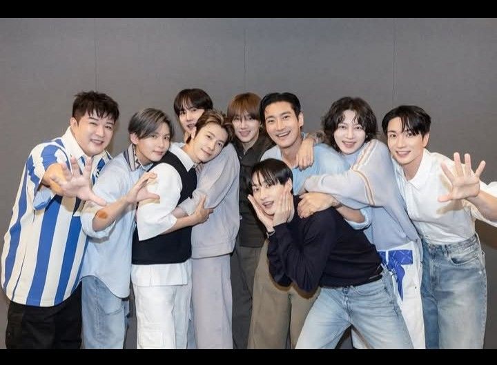 A moment captured by a fan of Choi Siwon