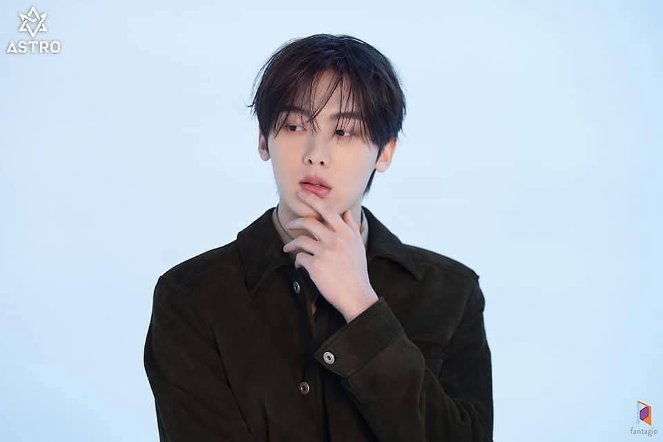 윤산하의 비하인드 컷